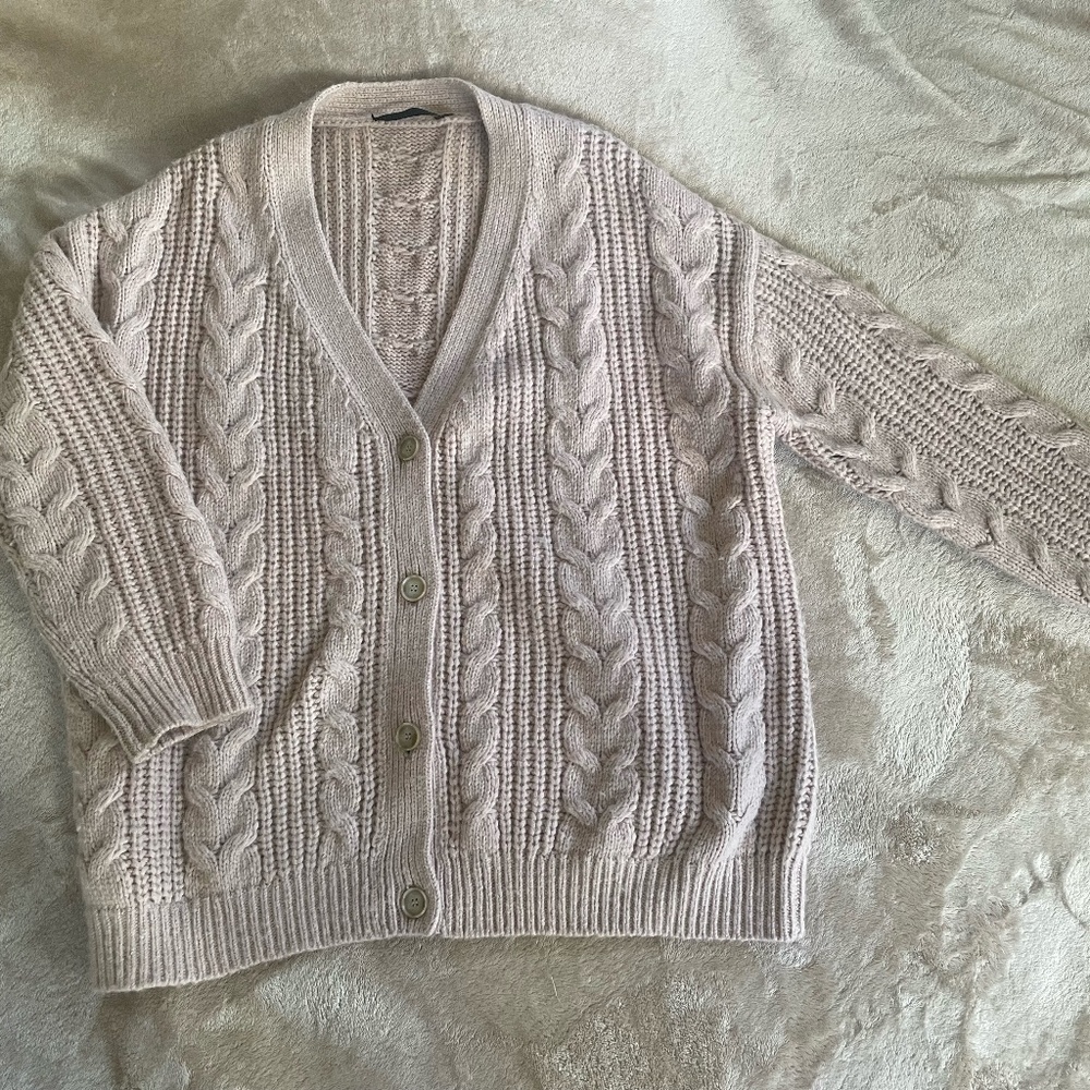 Jenni Kayne cable knit sweater